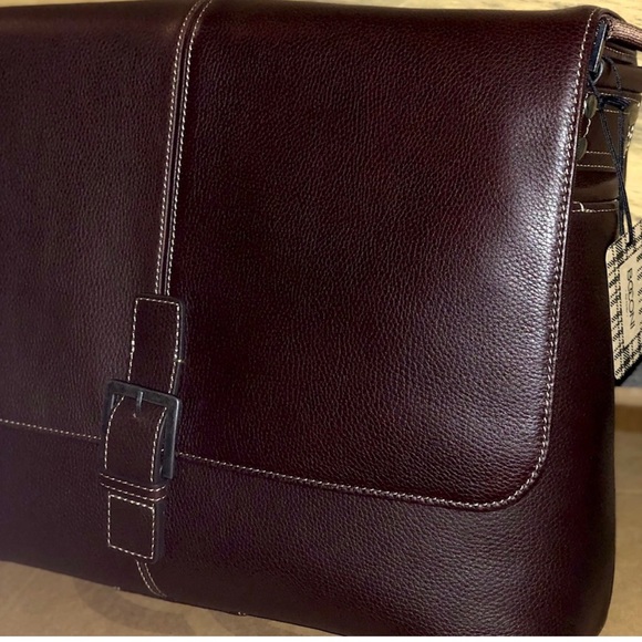 **NWT** ‘Boconi’ Bag - Luxurious Leather 💼 Unisex (retail price tag $368) - Picture 1 of 5